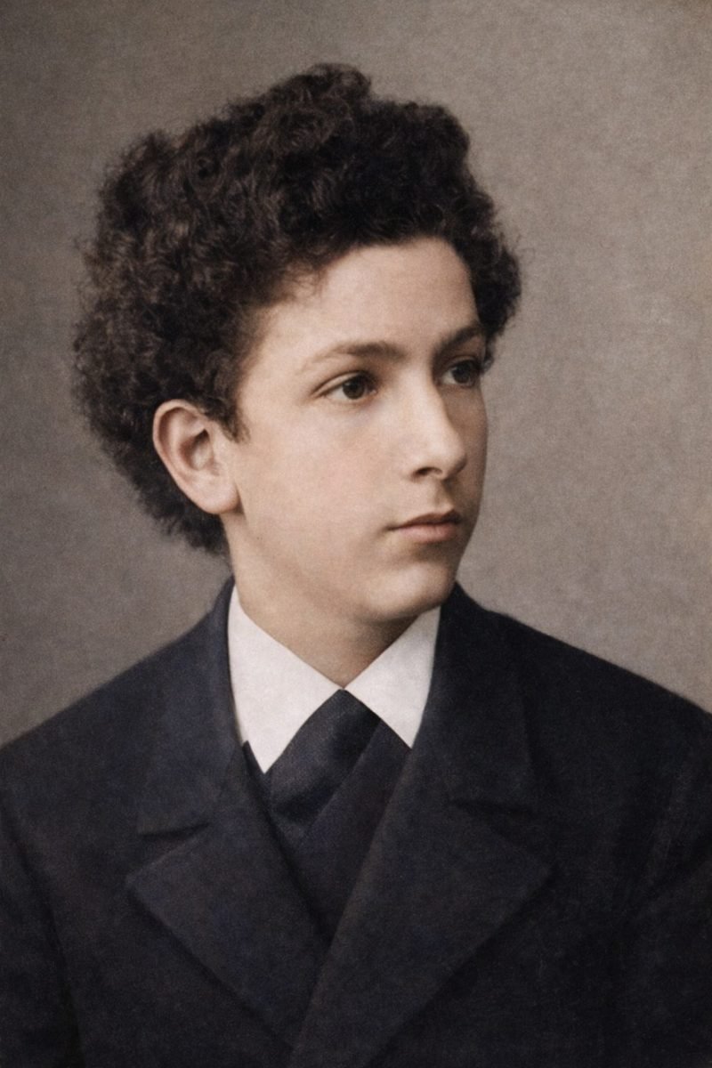 Richard Strauss: From Conservative Prodigy to Symphonic Revolutionary (1864–1896)