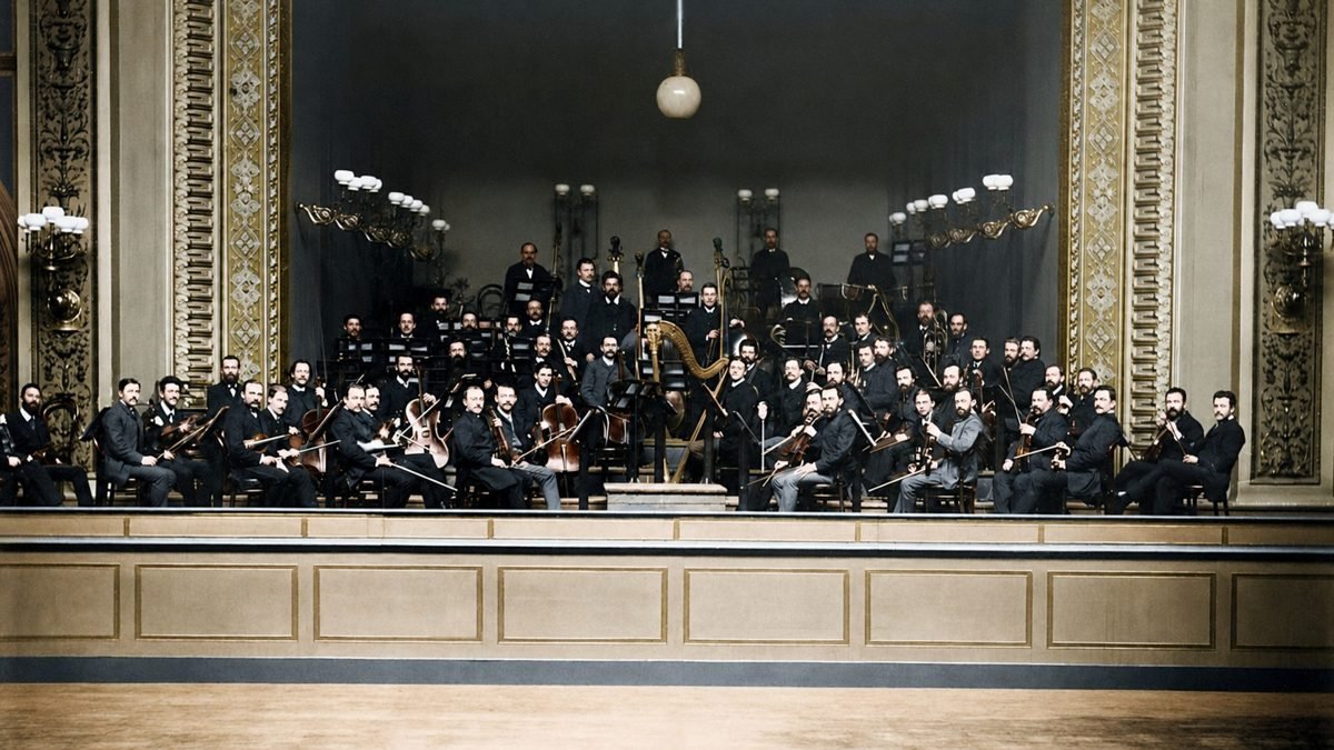 The Beginning: An Orchestra Becomes Independent. The Birth of the Berlin Philharmonic in 1882